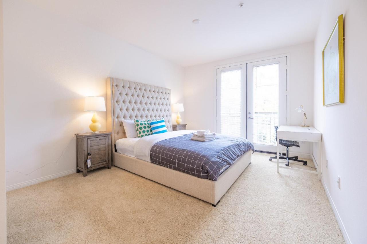 Luxury Irvine Spectrum 2 Bedrooms 2 Bathrooms Kitchen Pool Apartment エクステリア 写真