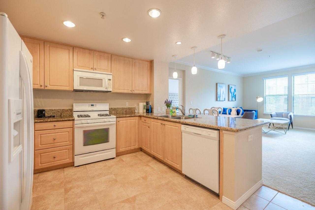 Luxury Irvine Spectrum 2 Bedrooms 2 Bathrooms Kitchen Pool Apartment エクステリア 写真
